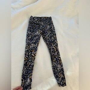 Lululemon fast and frees